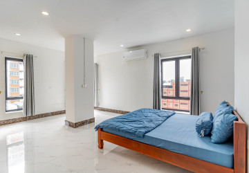 1 Bedroom Serviced Apartment For Rent - Toul Tum Poung 1, Phnom Penh thumbnail