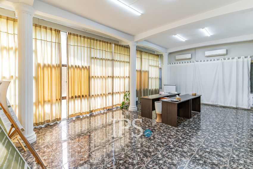 5 Bedroom Commercial Villa For Rent - BKK3, Phnom Penh