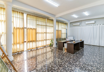 5 Bedroom Commercial Villa For Rent - BKK3, Phnom Penh thumbnail