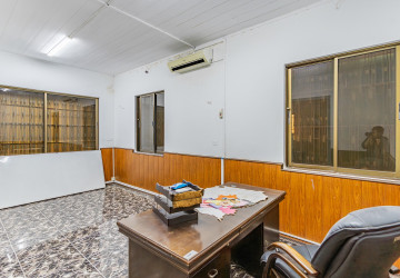 5 Bedroom Commercial Villa For Rent - BKK3, Phnom Penh thumbnail