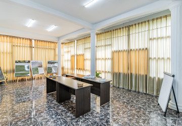 5 Bedroom Commercial Villa For Rent - BKK3, Phnom Penh thumbnail