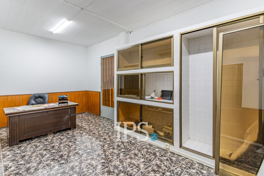 5 Bedroom Commercial Villa For Rent - BKK3, Phnom Penh