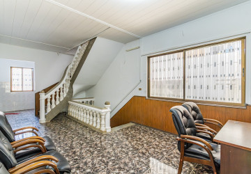 5 Bedroom Commercial Villa For Rent - BKK3, Phnom Penh thumbnail