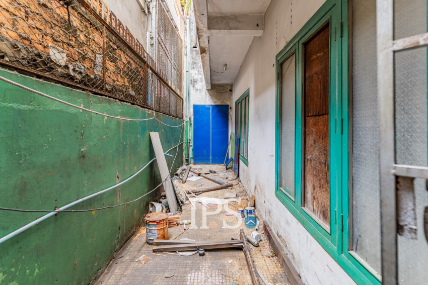 19 Bedroom Commercial Villa For Rent - BKK3, Phnom Penh