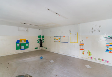 19 Bedroom Commercial Villa For Rent - BKK3, Phnom Penh thumbnail