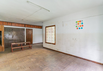 19 Bedroom Commercial Villa For Rent - BKK3, Phnom Penh thumbnail