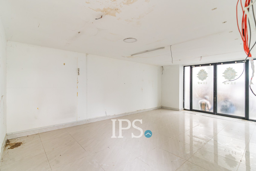 19 Bedroom Commercial Villa For Rent - BKK3, Phnom Penh