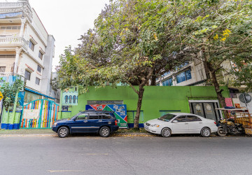 19 Bedroom Commercial Villa For Rent - BKK3, Phnom Penh thumbnail