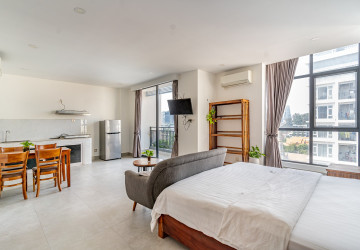 57 Sqm Studio Serviced Apartment For Rent - Chakto Mukh, Phnom Penh thumbnail