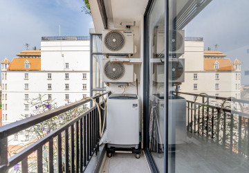 57 Sqm Studio Serviced Apartment For Rent - Chakto Mukh, Phnom Penh thumbnail