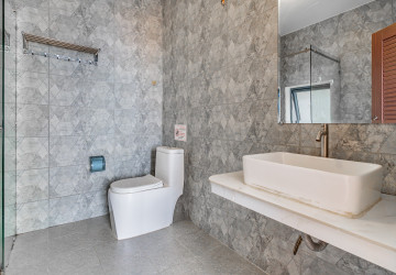 57 Sqm Studio Serviced Apartment For Rent - Chakto Mukh, Phnom Penh thumbnail