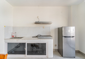 57 Sqm Studio Serviced Apartment For Rent - Chakto Mukh, Phnom Penh thumbnail