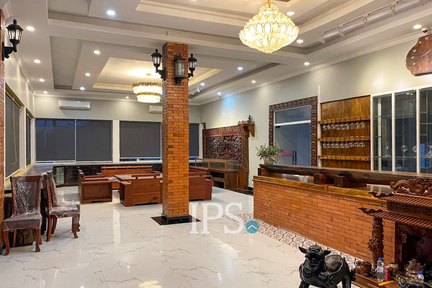 5 Bungalows And Khmer Wooden House For Sale - Anlong Vil, Battambang Province