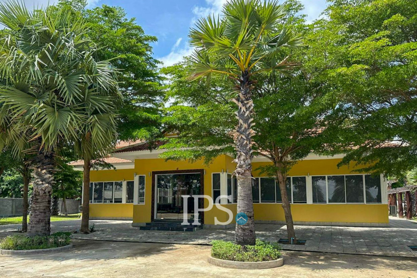 5 Bungalows And Khmer Wooden House For Sale - Anlong Vil, Battambang Province