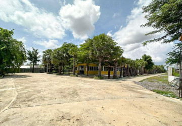 5 Bungalows And Khmer Wooden House  For Sale - Anlong Vil, Battambang Province thumbnail