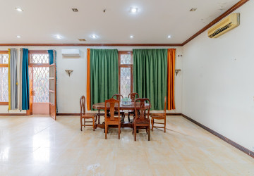 5 Bedroom Commercial Villa For Rent - Tonle Bassac, Phnom Penh thumbnail