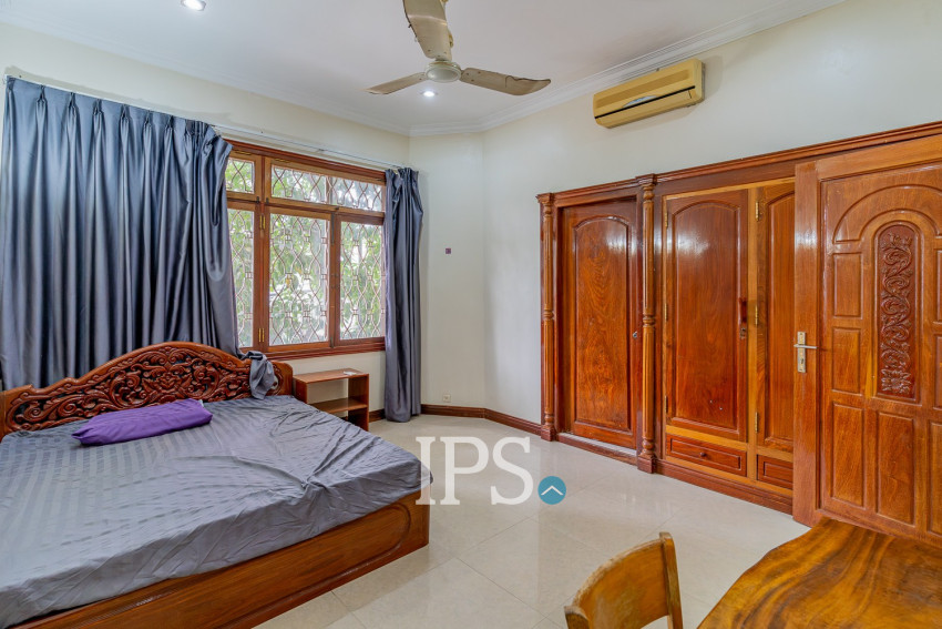 5 Bedroom Commercial Villa For Rent - Tonle Bassac, Phnom Penh