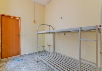 5 Bedroom Commercial Villa For Rent - Tonle Bassac, Phnom Penh thumbnail