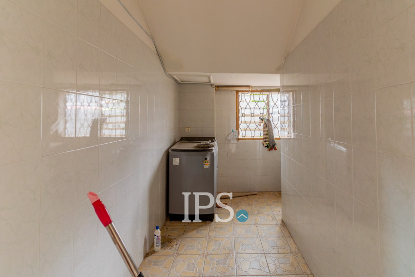 5 Bedroom Commercial Villa For Rent - Tonle Bassac, Phnom Penh