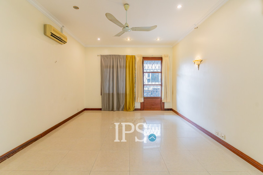 5 Bedroom Commercial Villa For Rent - Tonle Bassac, Phnom Penh