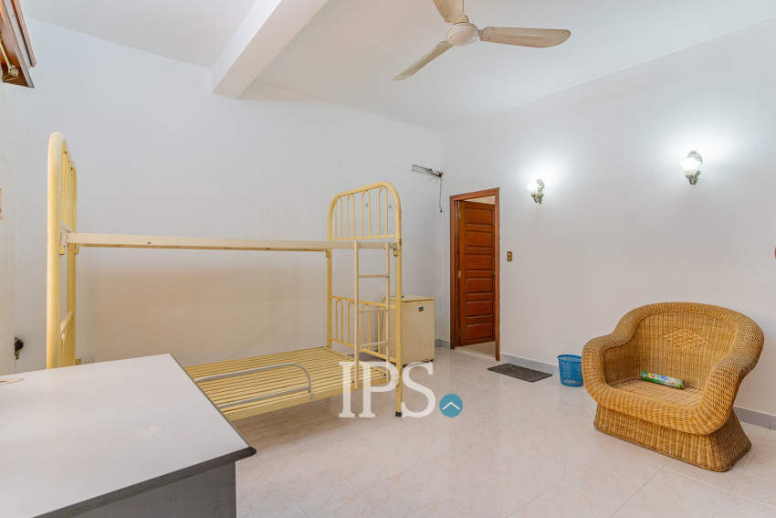 8 Bedroom Commercial Villa For Rent - Tonle Bassac, Phnom Penh