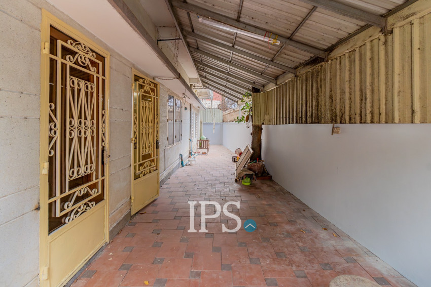 8 Bedroom Commercial Villa For Rent - Tonle Bassac, Phnom Penh