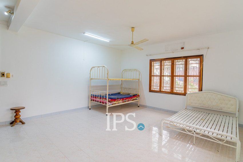 8 Bedroom Commercial Villa For Rent - Tonle Bassac, Phnom Penh