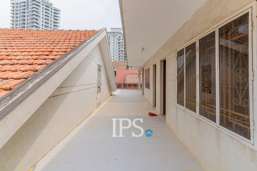 8 Bedroom Commercial Villa For Rent - Tonle Bassac, Phnom Penh