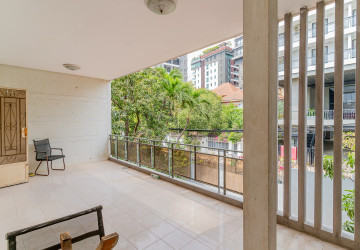 8 Bedroom Commercial Villa For Rent - Tonle Bassac, Phnom Penh thumbnail