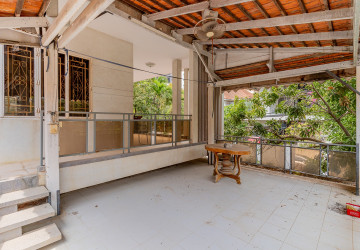 8 Bedroom Commercial Villa For Rent - Tonle Bassac, Phnom Penh thumbnail