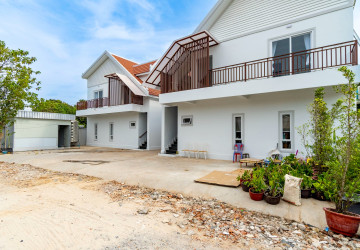 2 Bedroom Compound Villa For Rent - Sala Kamreuk, Siem Reap thumbnail