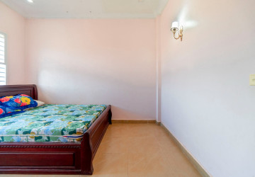 4 Bedroom House For Rent - Chreav, Siem Reap thumbnail