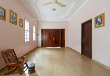 4 Bedroom House For Rent - Chreav, Siem Reap thumbnail