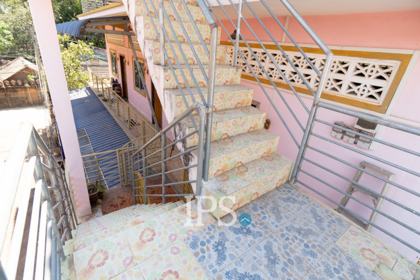 6 Bedroom House For Sale - Slor Kram, Siem Reap