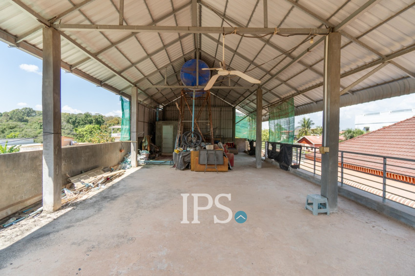 6 Bedroom House For Sale - Slor Kram, Siem Reap