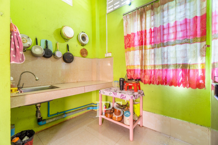 6 Bedroom House For Sale - Slor Kram, Siem Reap