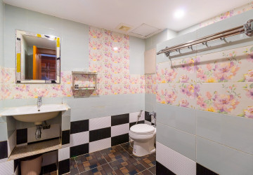 57 Bedroom Hotel For Rent - Svay Dangkum, Siem Reap thumbnail