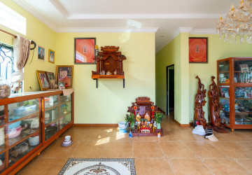 6 Bedroom House For Rent - Ampil, Prasat Bakong, Siem Reap thumbnail