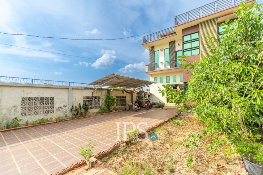 6 Bedroom House For Rent - Ampil, Prasat Bakong, Siem Reap