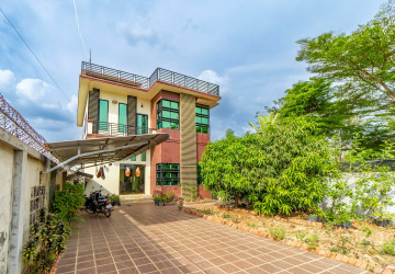 6 Bedroom House For Rent - Ampil, Prasat Bakong, Siem Reap thumbnail