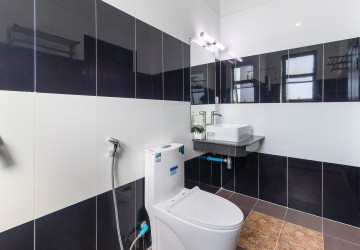 2 Bedroom Apartment For Rent - Svay Dangkum, Siem Reap thumbnail