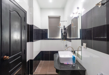 2 Bedroom Apartment For Rent - Svay Dangkum, Siem Reap thumbnail