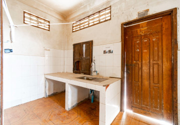 4 Bedroom House For Rent - Sala Kamreuk, Siem Reap thumbnail