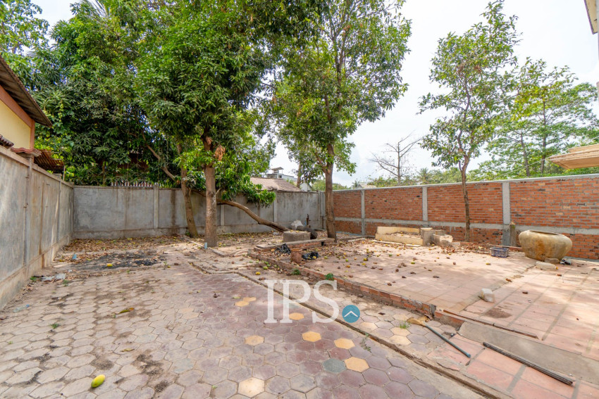 4 Bedroom House For Rent - Sala Kamreuk, Siem Reap