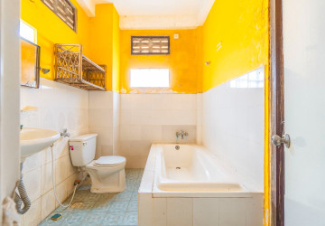 4 Bedroom House For Rent - Sala Kamreuk, Siem Reap thumbnail