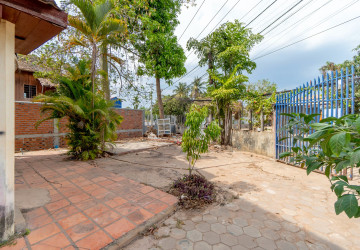 4 Bedroom House For Rent - Sala Kamreuk, Siem Reap thumbnail