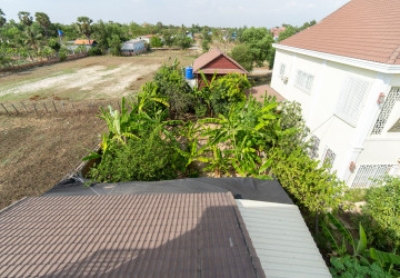 6 Bedroom House For Sale - Ampil, Prasat Bakong, Siem Reap thumbnail