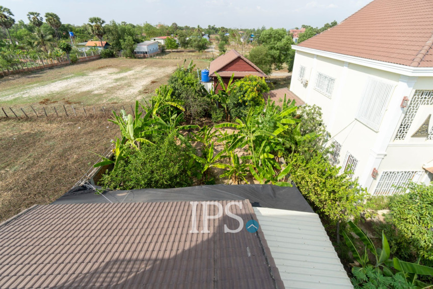 6 Bedroom House For Sale - Ampil, Prasat Bakong, Siem Reap