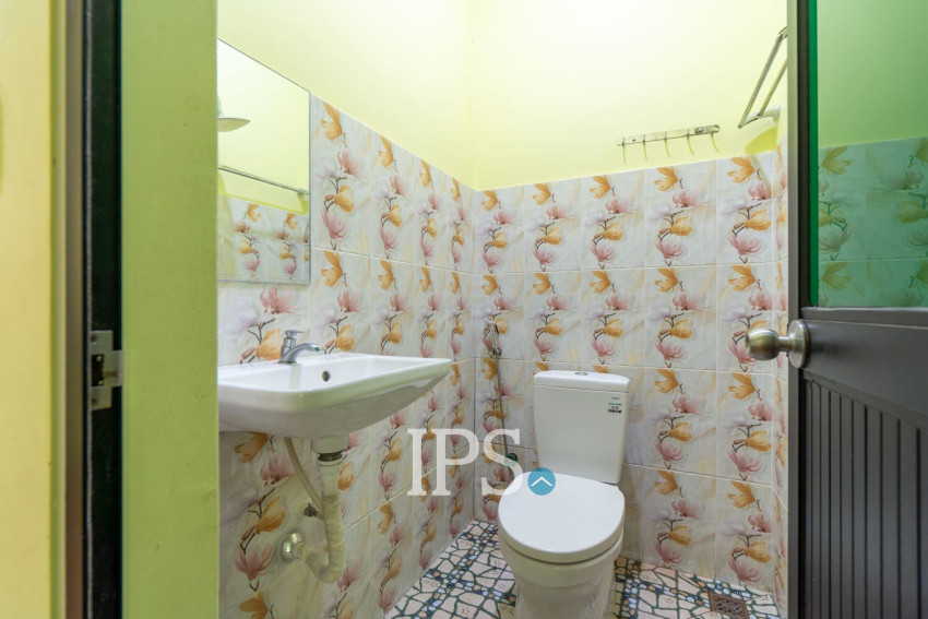 6 Bedroom House For Sale - Ampil, Prasat Bakong, Siem Reap