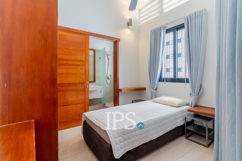 Renovated Duplex 4 Bedroom Apartment For Sale - Phsar Kandal 1, Phnom Penh
